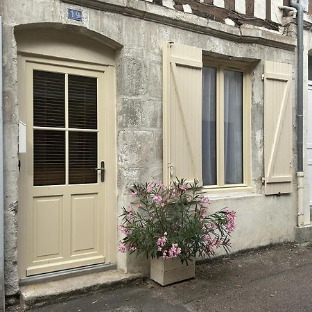 Apartament L'Annexe De L'Abbaye Auxerre Zewnętrze zdjęcie